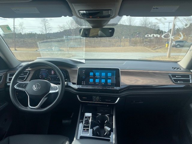 New 2026 Volkswagen Atlas SE image 13