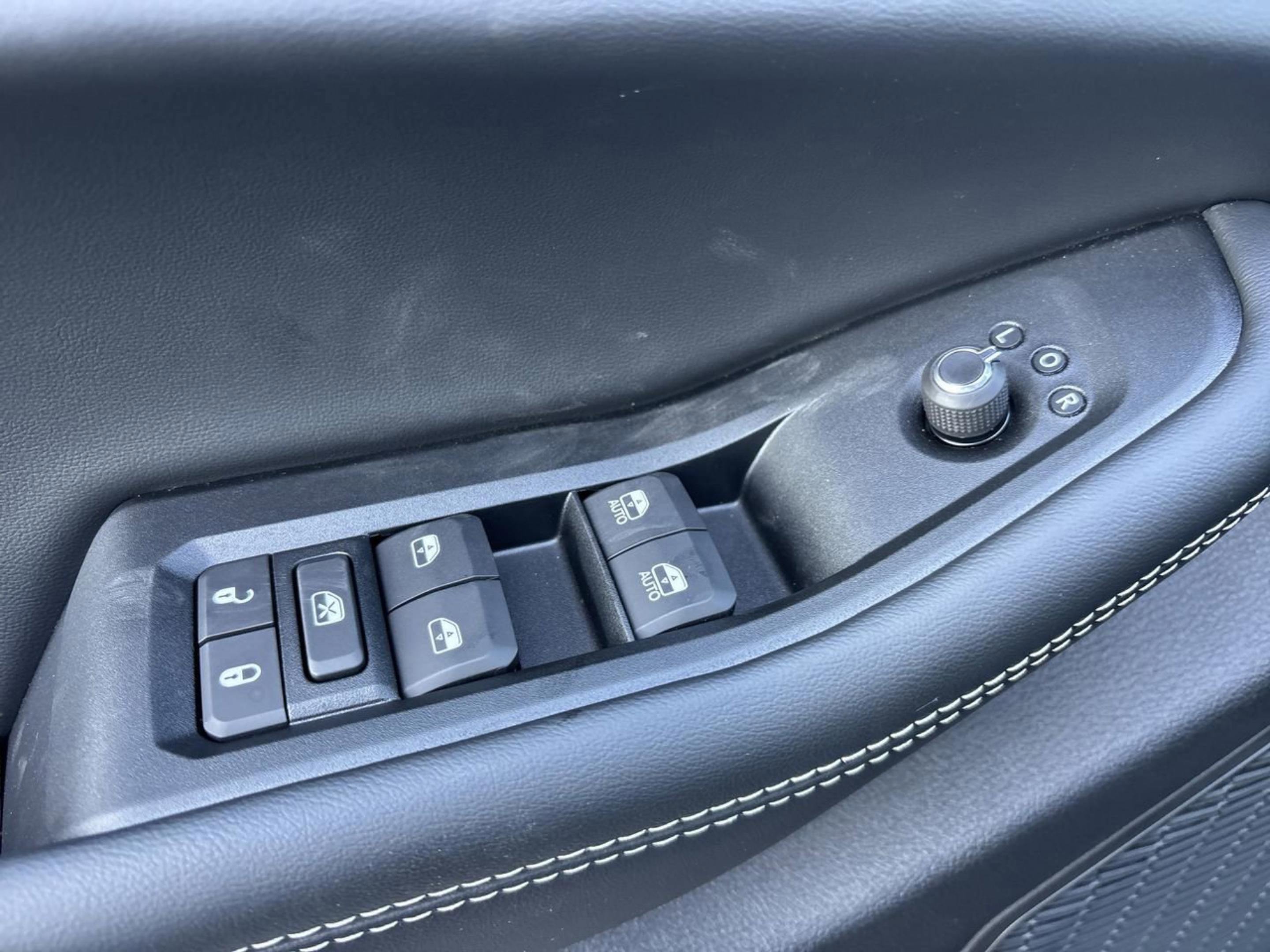 New 2025 Jeep Grand Cherokee Limited image 17