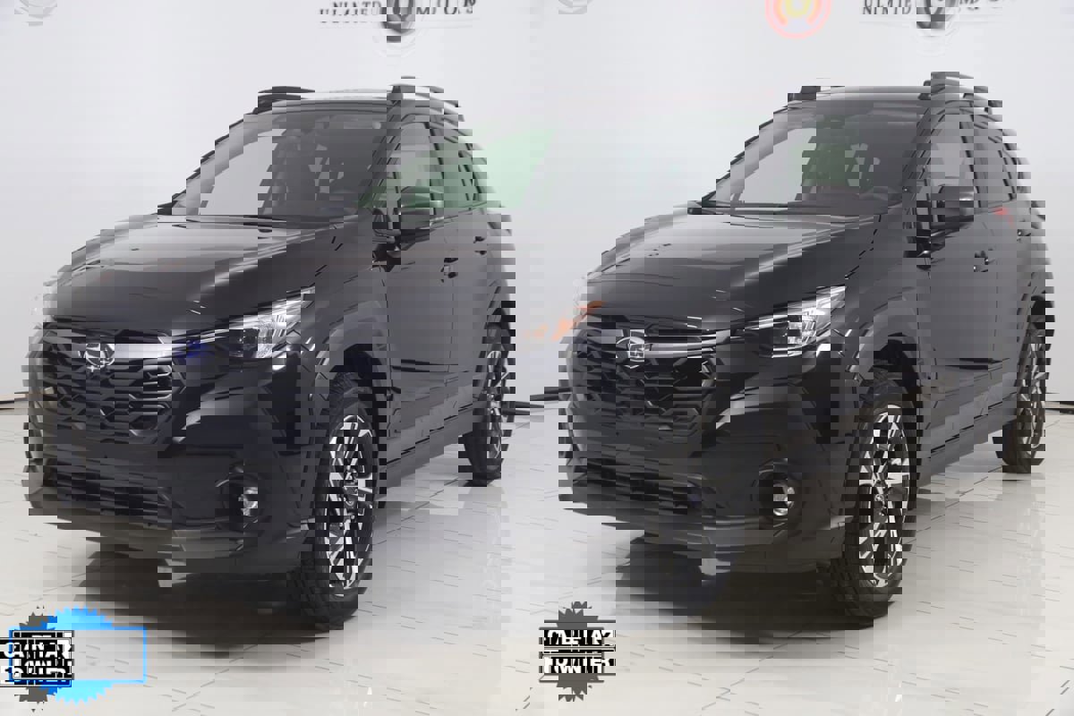 Used 2025 Subaru Crosstrek 2.0i Premium image 5