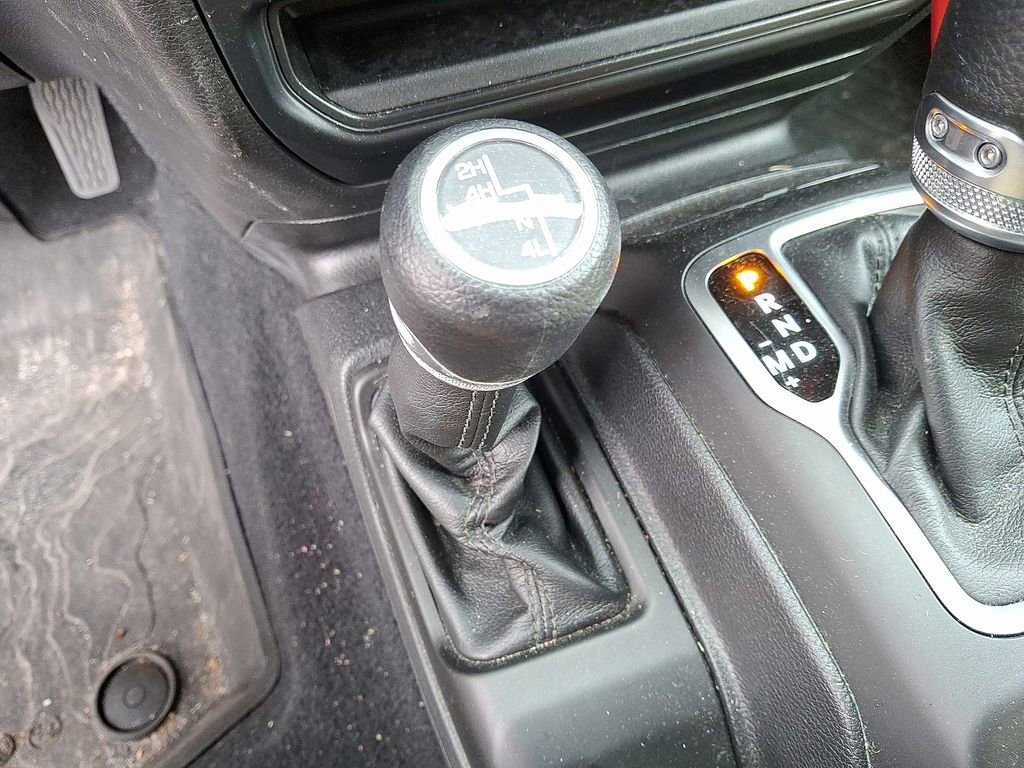 Used 2019 Jeep Wrangler Sport image 20