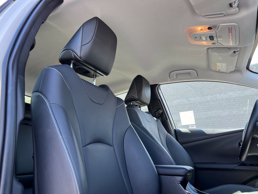 Certified 2022 Toyota Prius Prime XLE FWD image 25