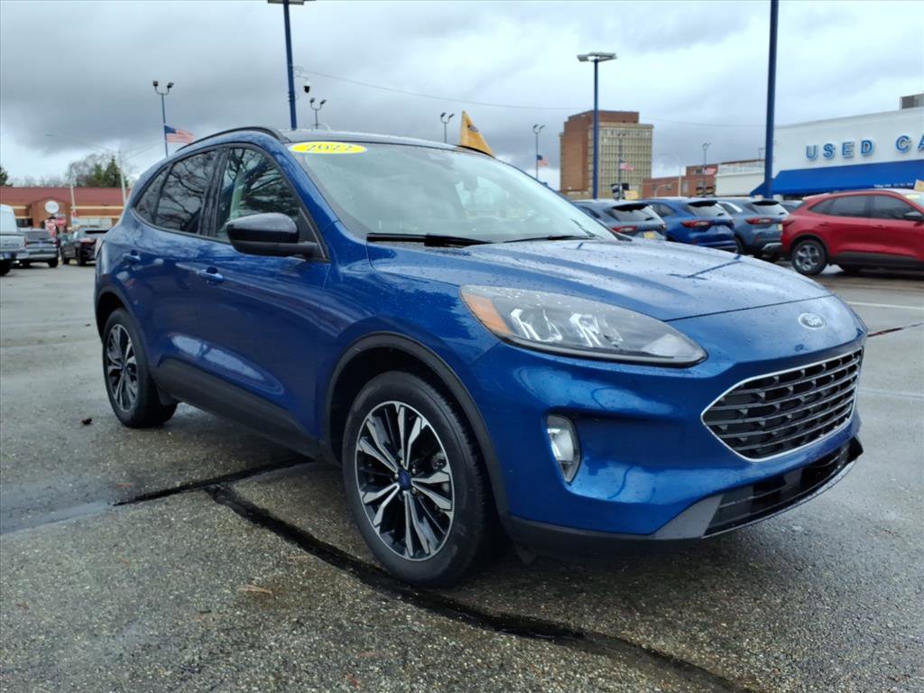 Used 2022 Ford Escape SEL w/ SEL Stealth AWD Package image 3