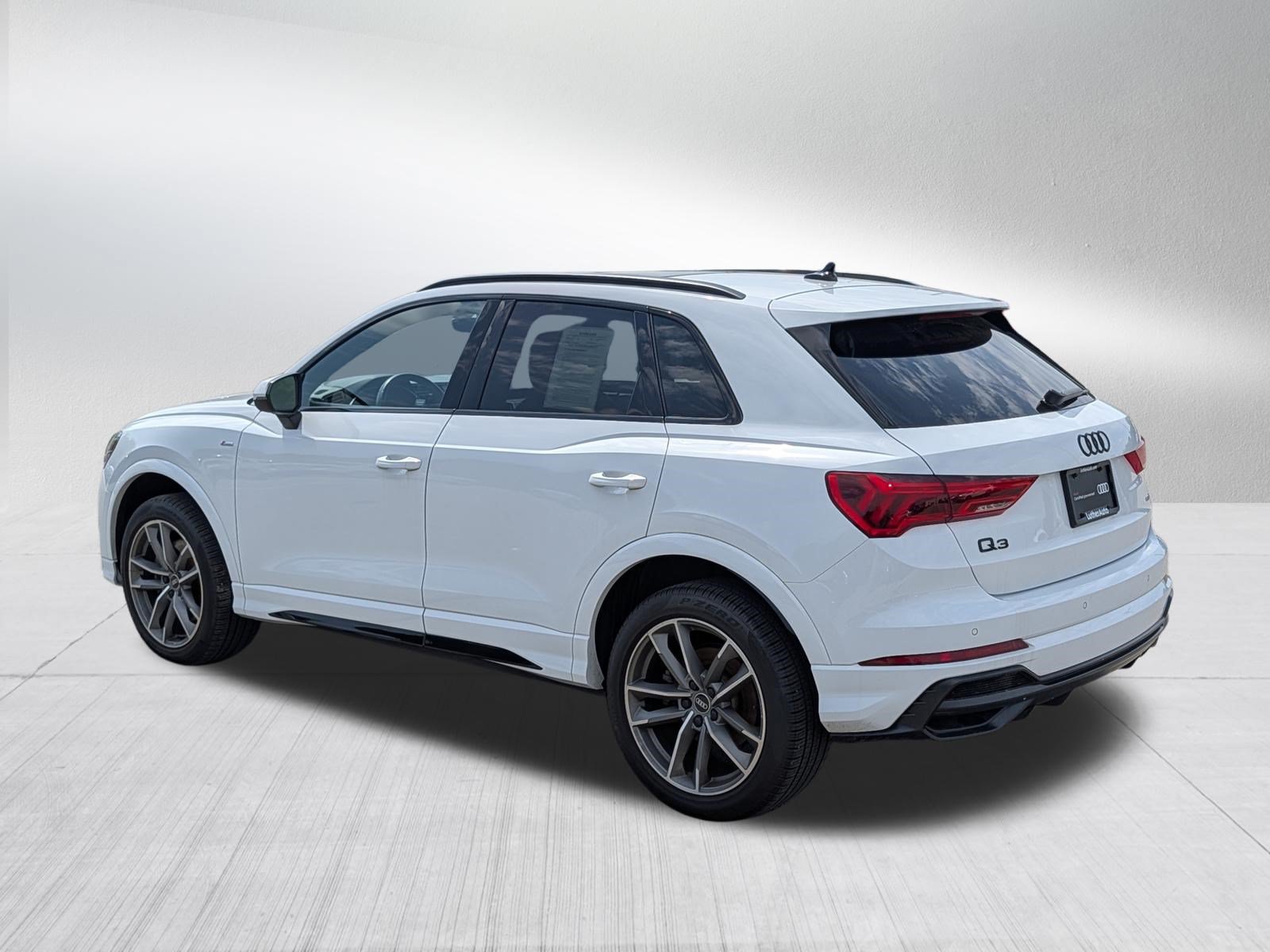 Certified 2022 Audi Q3 2.0T Premium Plus w/ Premium Plus Package AWD/4WD image 5