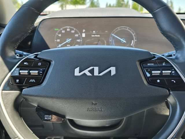 Certified 2023 Kia Niro Wave w/ Wave Preserve Package FWD image 27