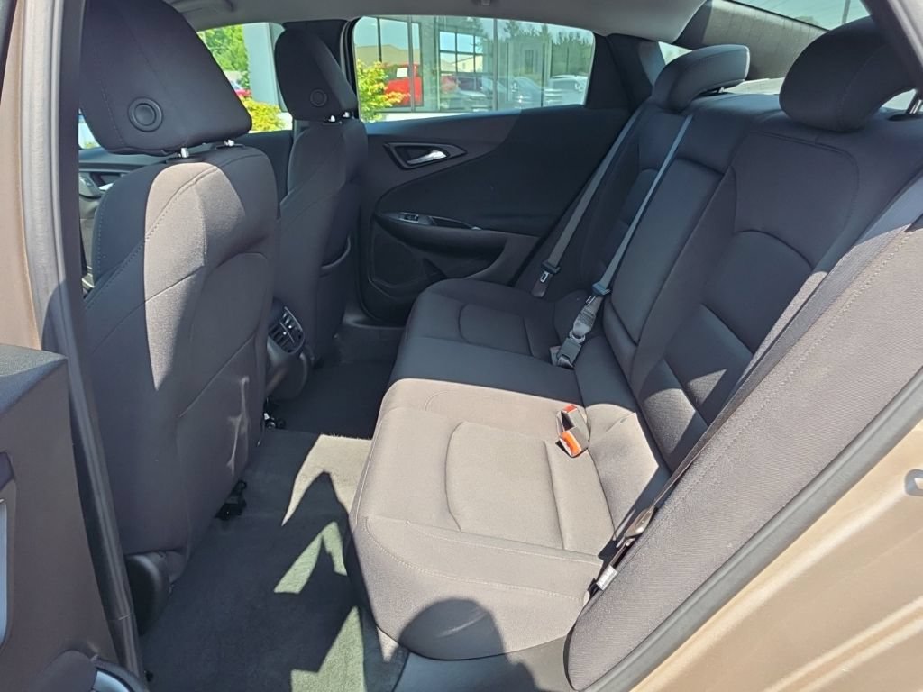 Used 2024 Chevrolet Malibu LT FWD image 26
