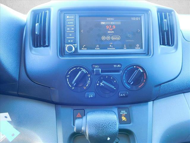 Used 2020 Nissan NV200 SV FWD image 14
