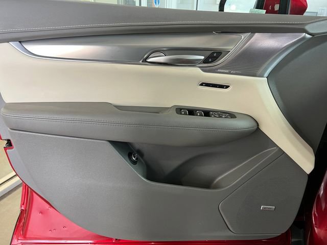 Certified 2024 Cadillac XT5 Premium Luxury w/ LPO, Floor Liner Package AWD/4WD image 16