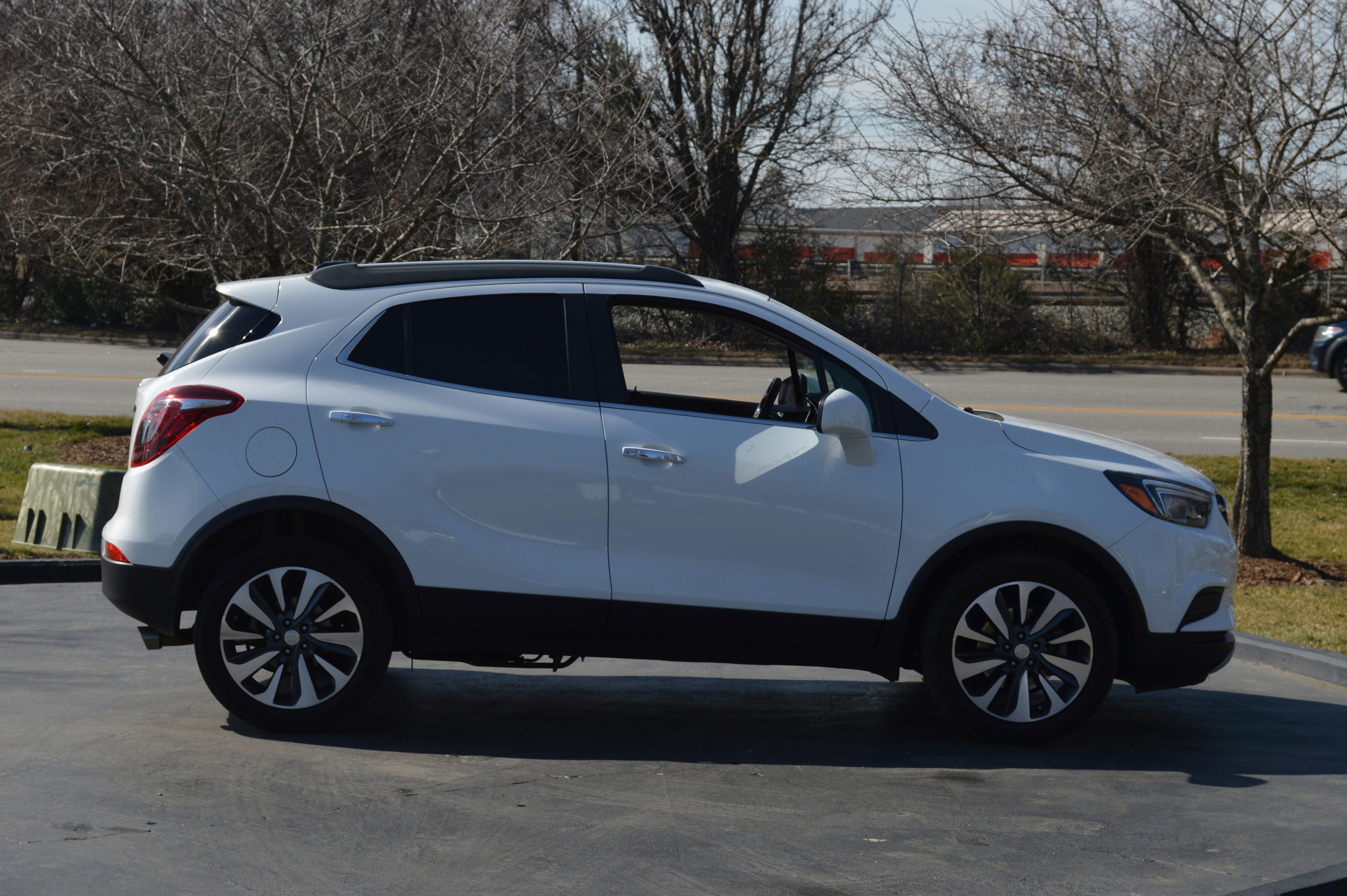 Used 2022 Buick Encore Preferred w/ Safety Package image 12