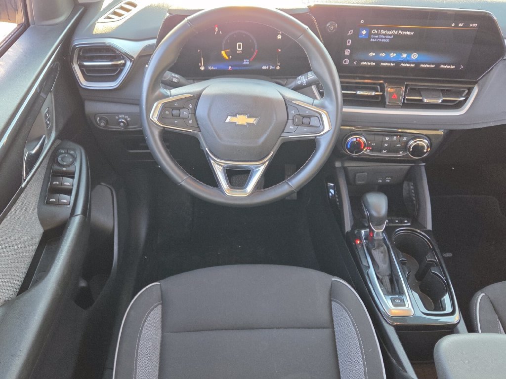Certified 2024 Chevrolet TrailBlazer LT w/ LT Cold Weather Package FWD image 5