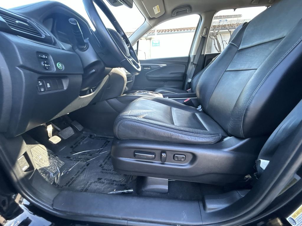 Used 2021 Honda Pilot Special Edition image 12