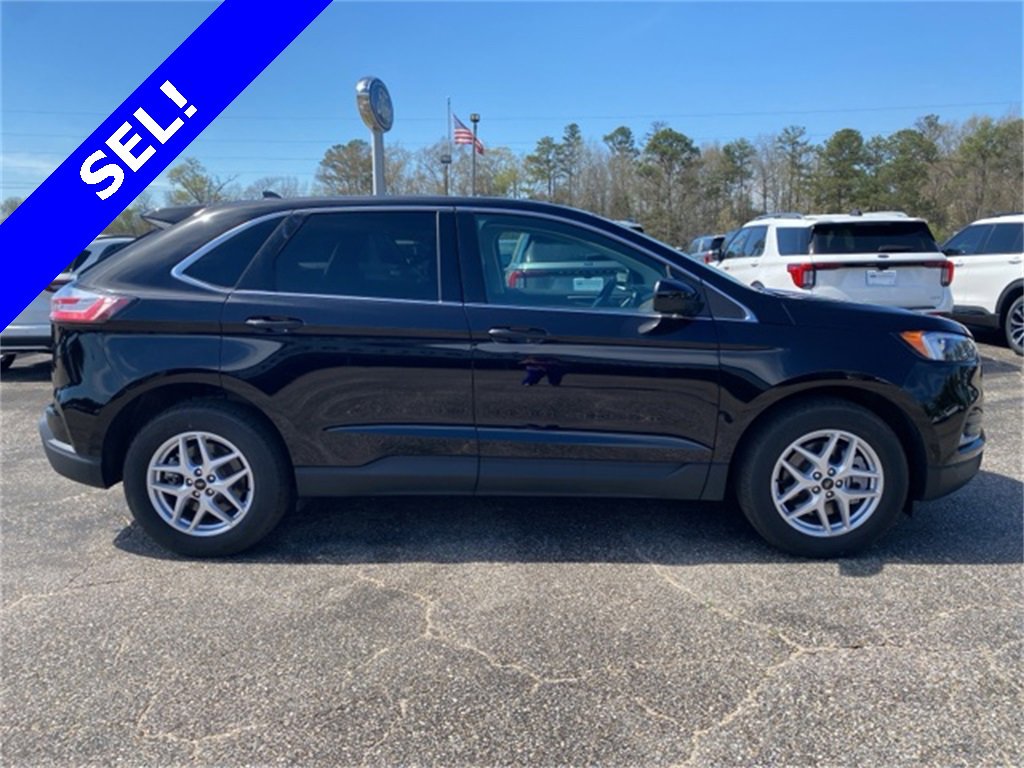 Used 2024 Ford Edge SEL image 12