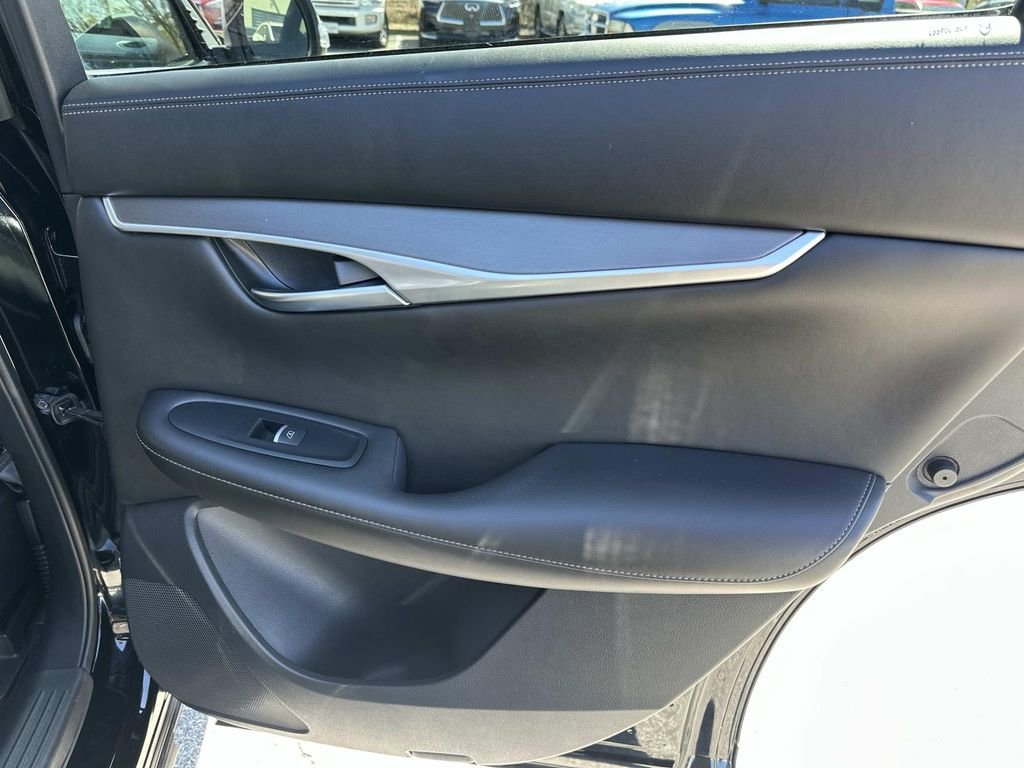 Used 2023 INFINITI QX50 Pure image 31