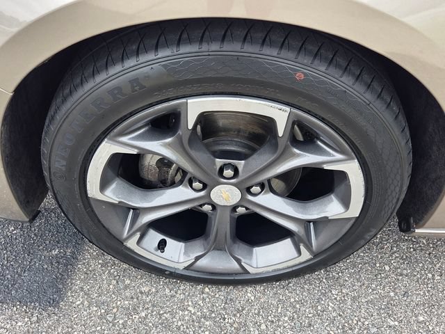 Used 2023 Chevrolet Malibu LT FWD image 16