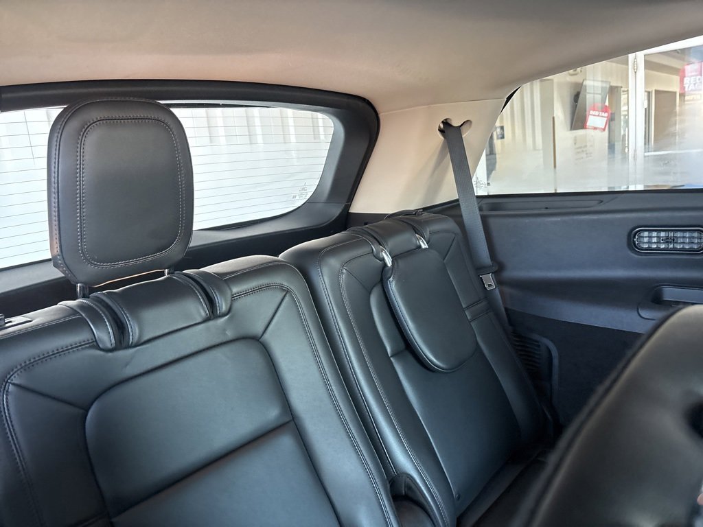 Used 2024 Lincoln Aviator Reserve image 37