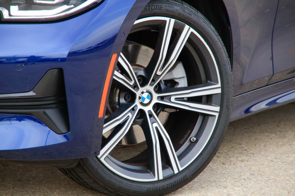 Used 2020 BMW 330i Sedan w/ Premium Package image 28