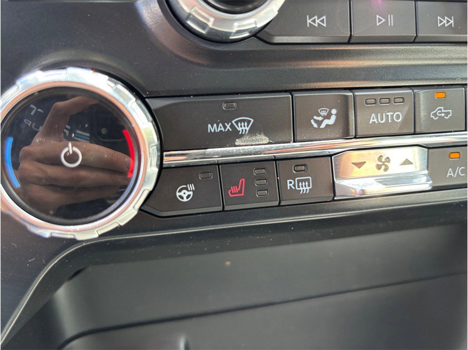 Used 2022 Ford F150 Lightning XLT w/ Equipment Group 312A High image 35