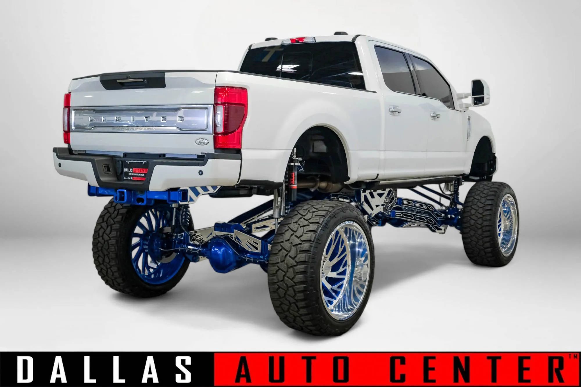 Used 2022 Ford F250 Limited image 7