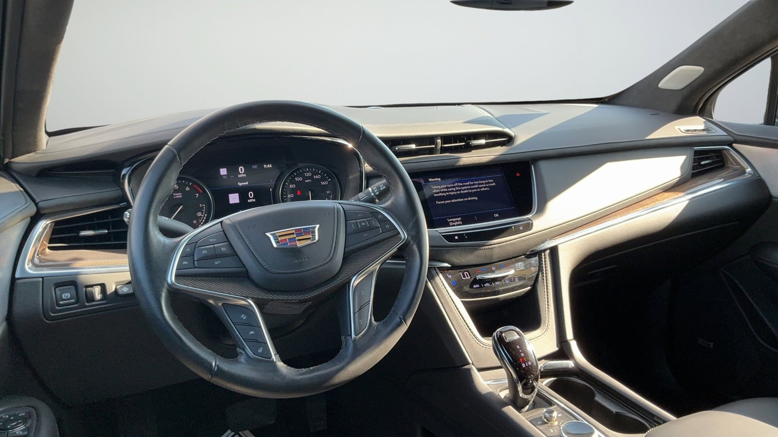 Used 2024 Cadillac XT5 Premium Luxury w/ Platinum Package FWD image 24