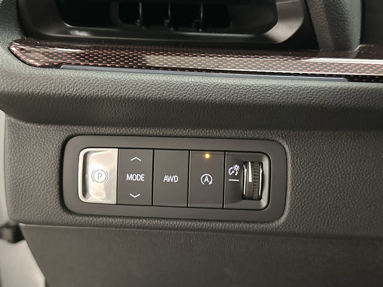 Used 2024 Chevrolet Traverse Z71 AWD/4WD image 56