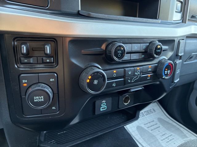 Used 2024 Ford F250 XLT image 32