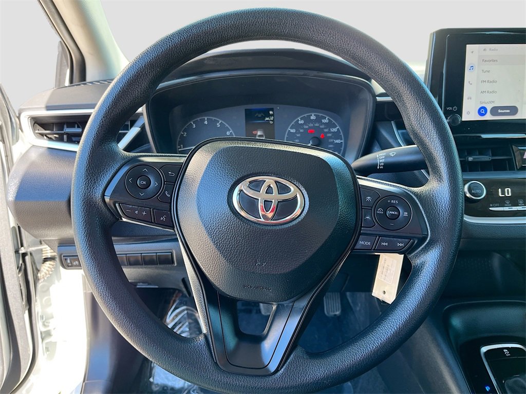 Used 2023 Toyota Corolla LE image 11