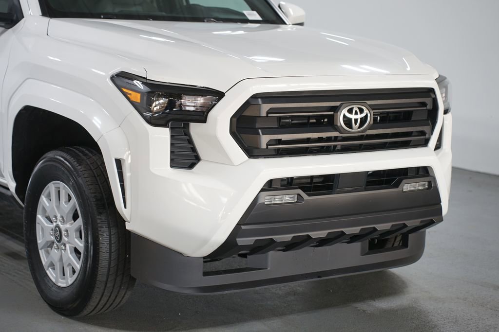 Certified 2024 Toyota Tacoma SR5 image 4