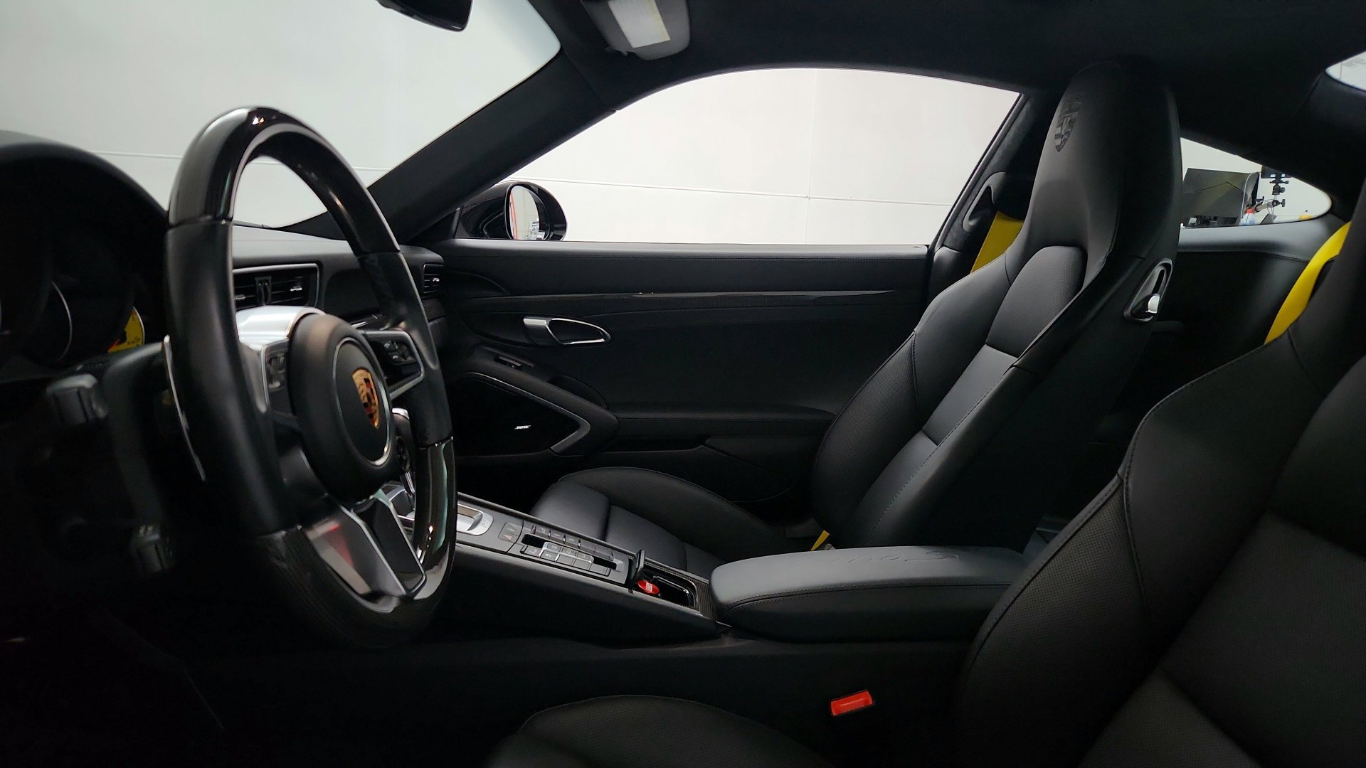 Used 2018 Porsche 911 Turbo AWD/4WD image 17