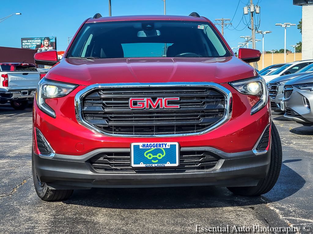 Used 2021 GMC Terrain SLE w/ Driver Convenience Package FWD image 4