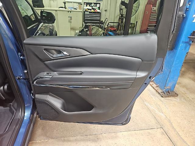 New 2026 Chevrolet Traverse Z71 w/ Driver Confidence Package image 26