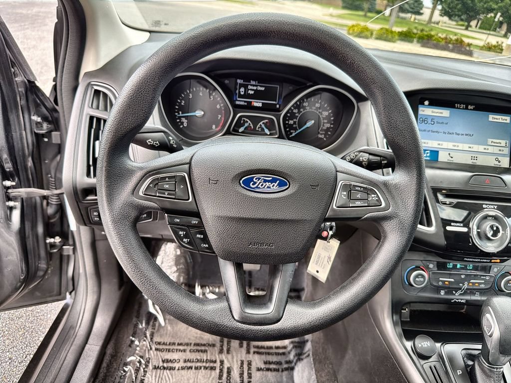 Used 2018 Ford Focus SEL FWD image 13