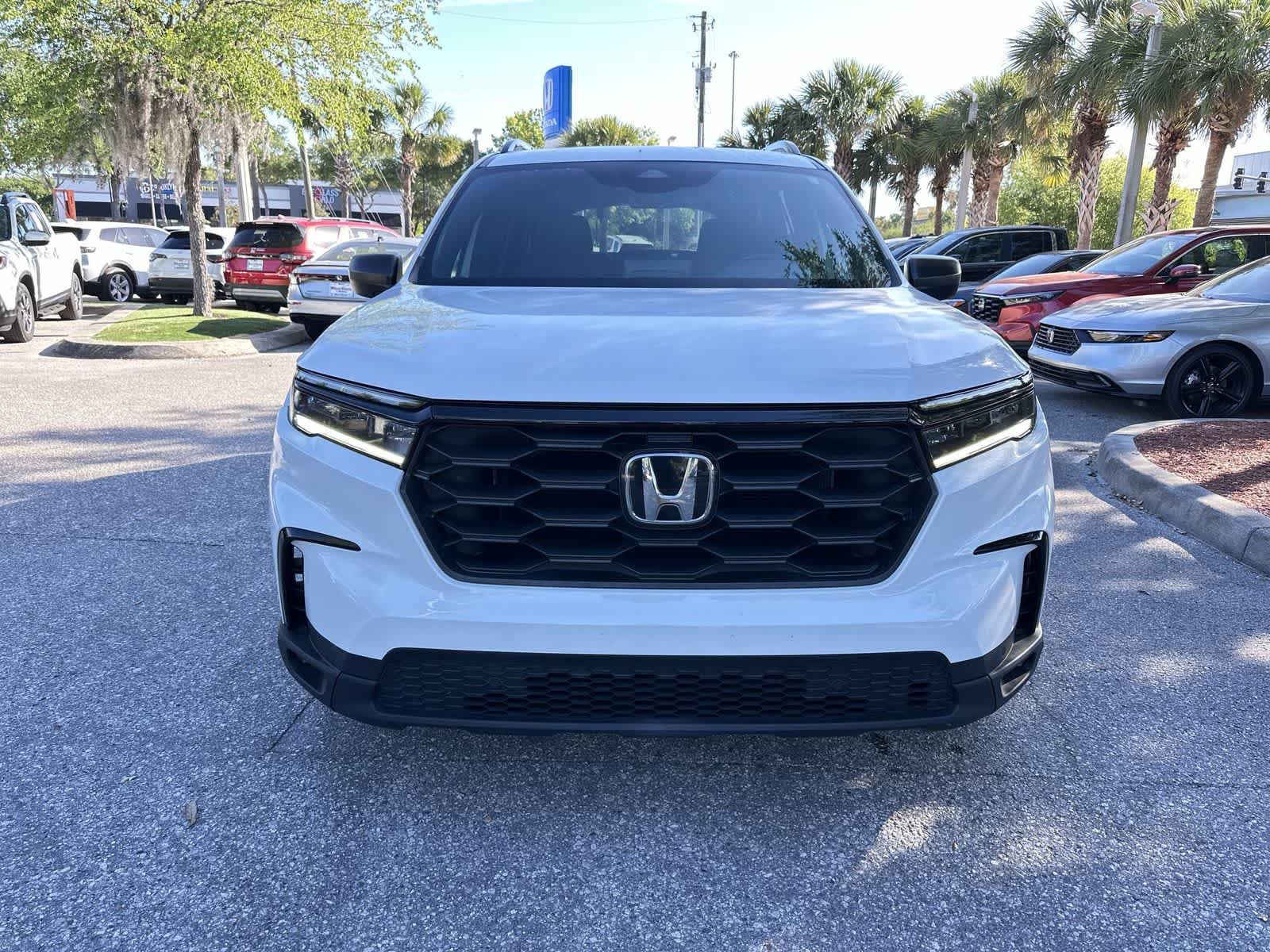 Used 2023 Honda Pilot Sport image 24