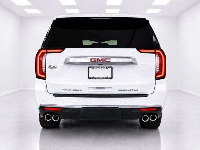 Used 2021 GMC Yukon XL Denali w/ Denali Premium Package AWD/4WD image 9