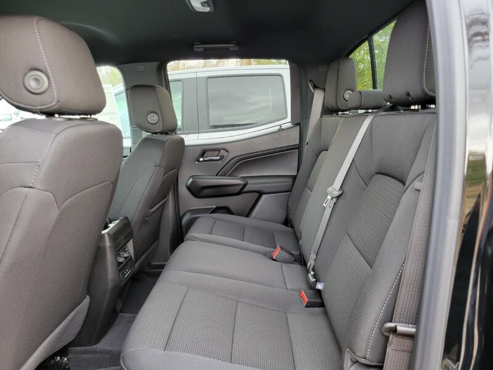New 2026 GMC Canyon Elevation w/ Convenience Package RWD image 25