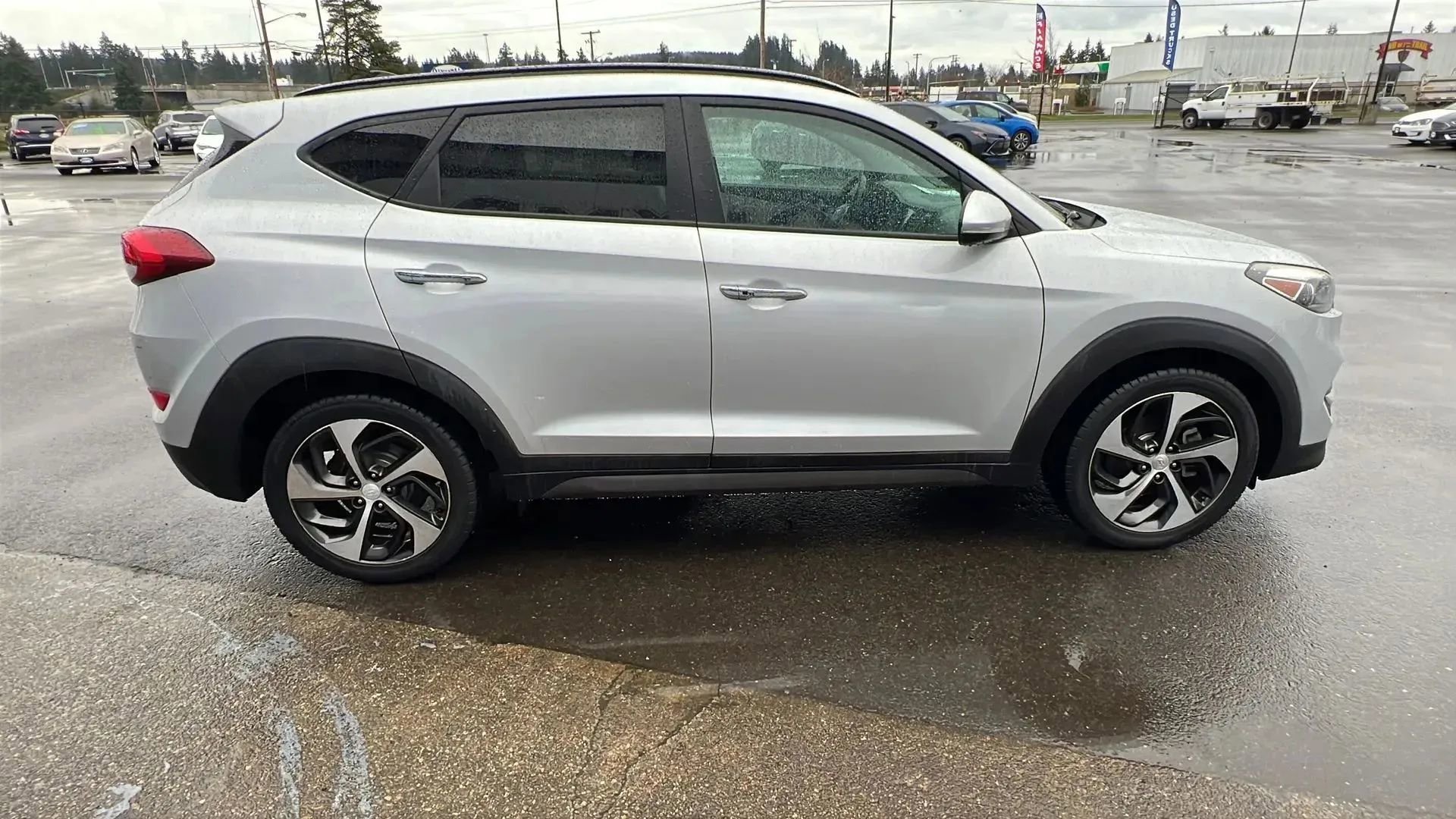 Used 2016 Hyundai Tucson Limited w/ Option Group 03 image 4