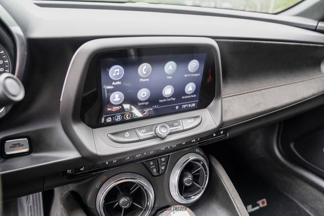 Used 2019 Chevrolet Camaro ZL1 RWD image 95