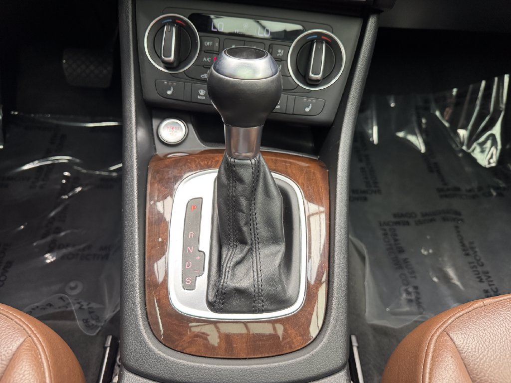 Used 2018 Audi Q3 2.0T Premium Plus w/ Premium Plus Package AWD/4WD image 21
