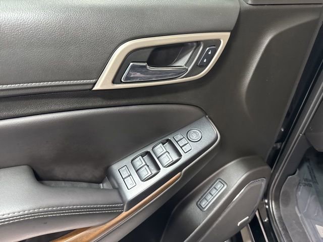 Used 2019 GMC Yukon Denali w/ Denali Ultimate Package image 14