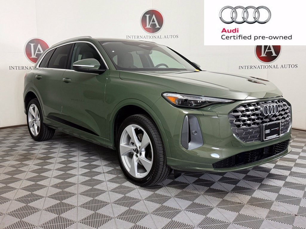 Certified 2025 Audi Q5 Premium Plus AWD/4WD image 1