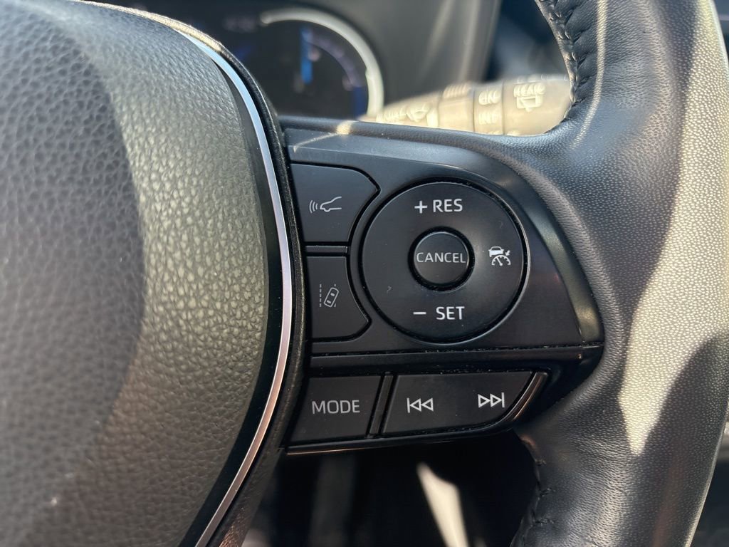 Used 2021 Toyota RAV4 XSE w/ XSE Grade Weather Package image 15