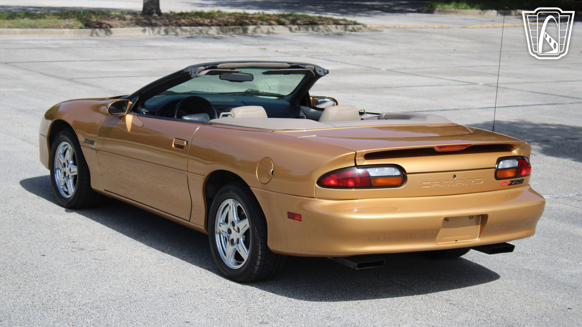 Used 1998 Chevrolet Camaro Z28 RWD image 13