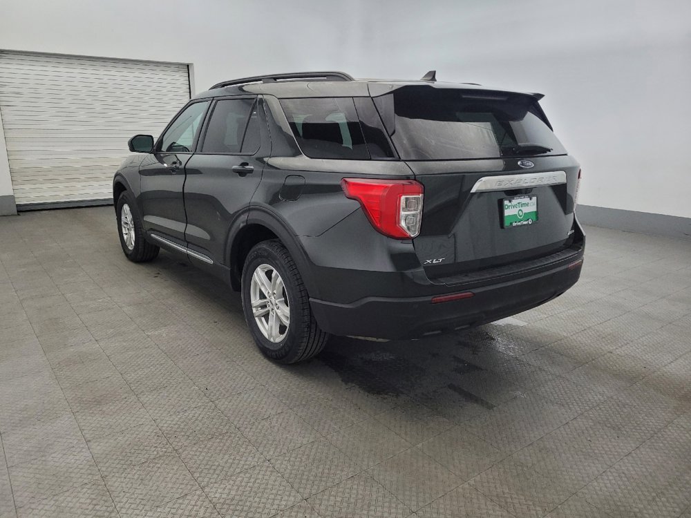 Used 2022 Ford Explorer XLT image 5