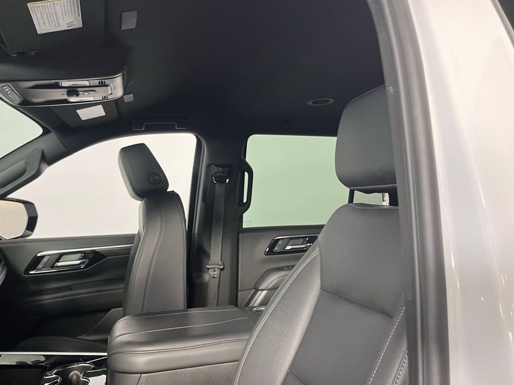 Used 2025 Chevrolet Tahoe LT image 23