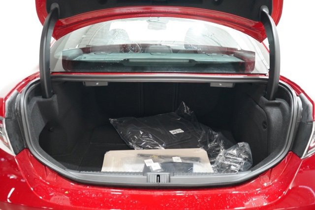 New 2025 Alfa Romeo Giulia Intensa AWD w/ Driving Assist Package image 32