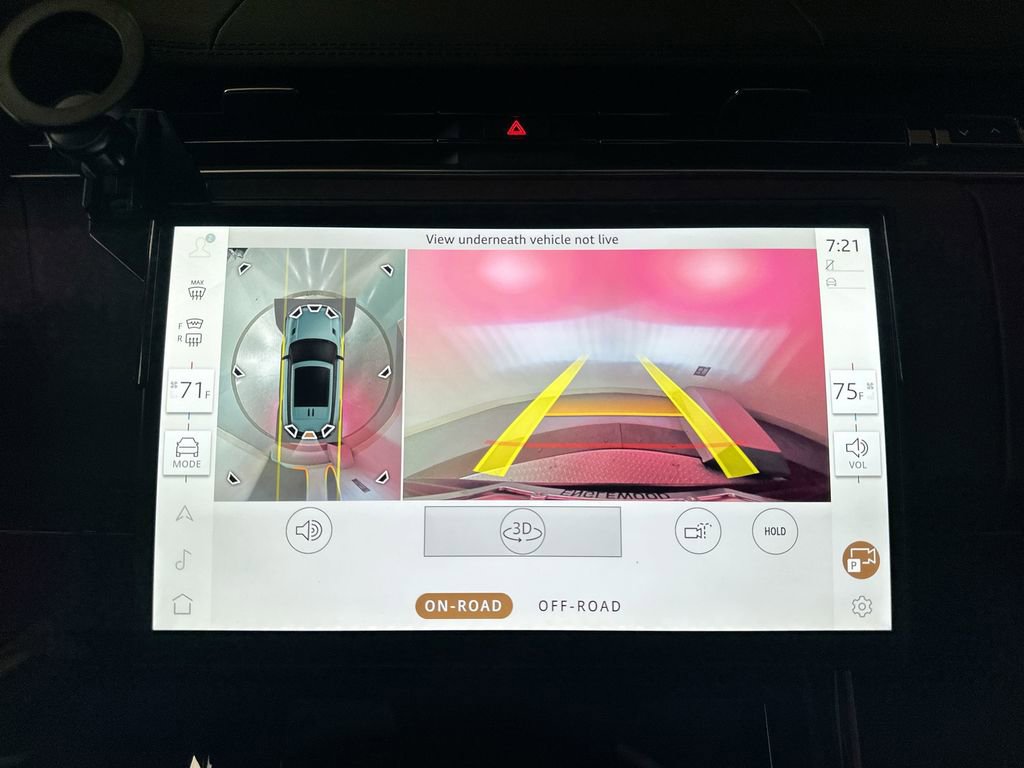 Used 2025 Land Rover Range Rover Sport Dynamic SE image 15