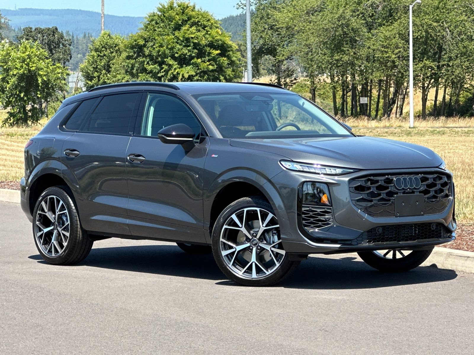 New 2026 Audi Q3 quattro 2.0T