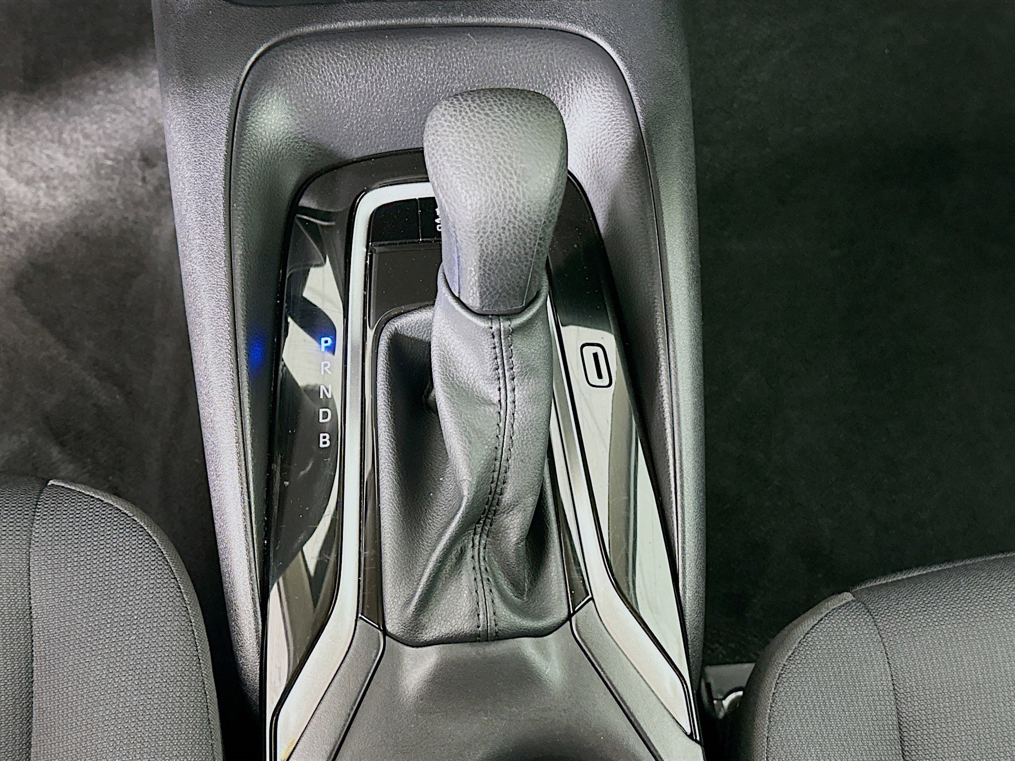 Used 2025 Toyota Corolla LE image 23