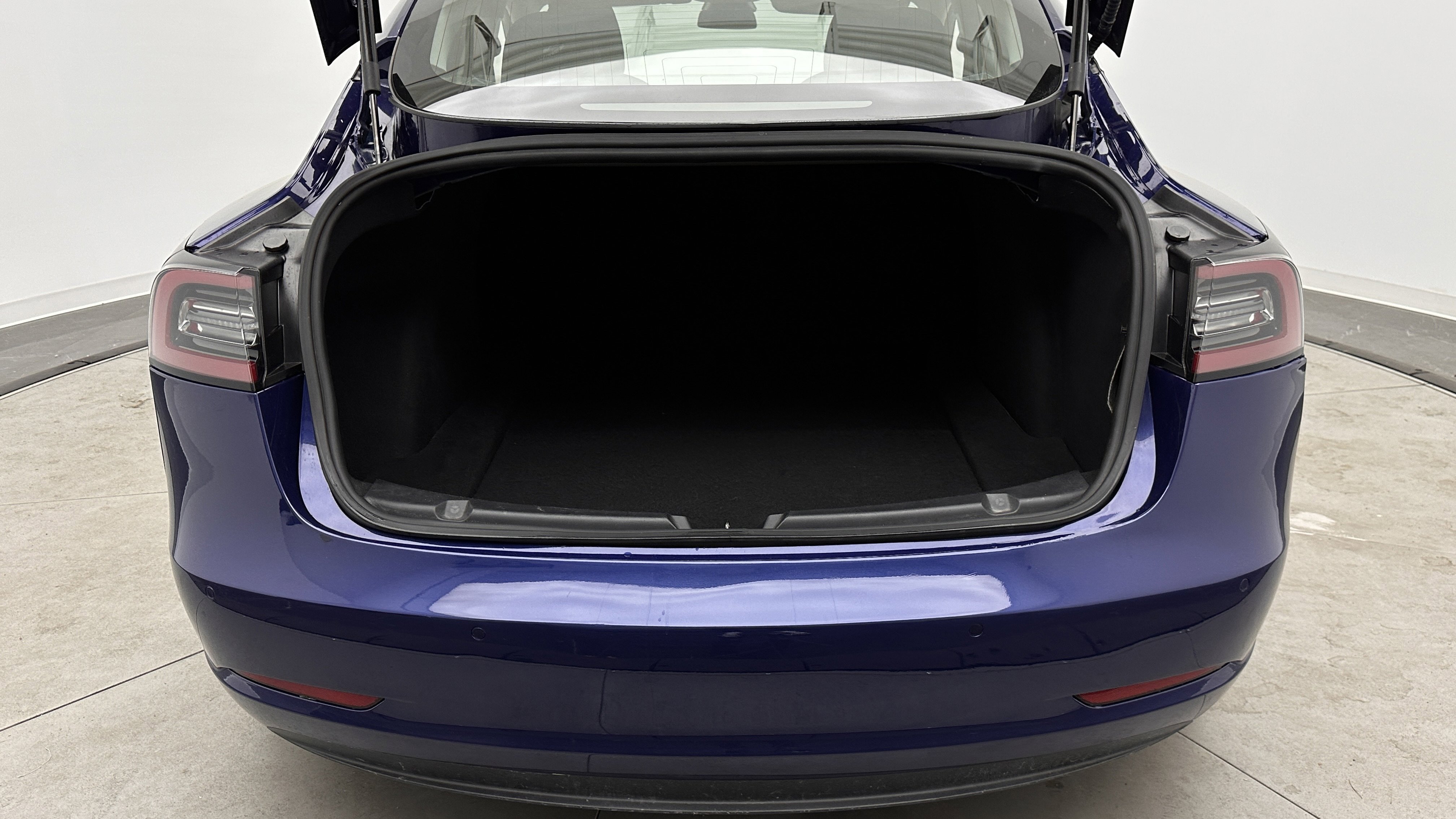 Used 2018 Tesla Model 3 Long Range image 30