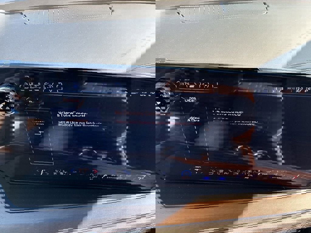 New 2026 Chevrolet Suburban High Country image 9