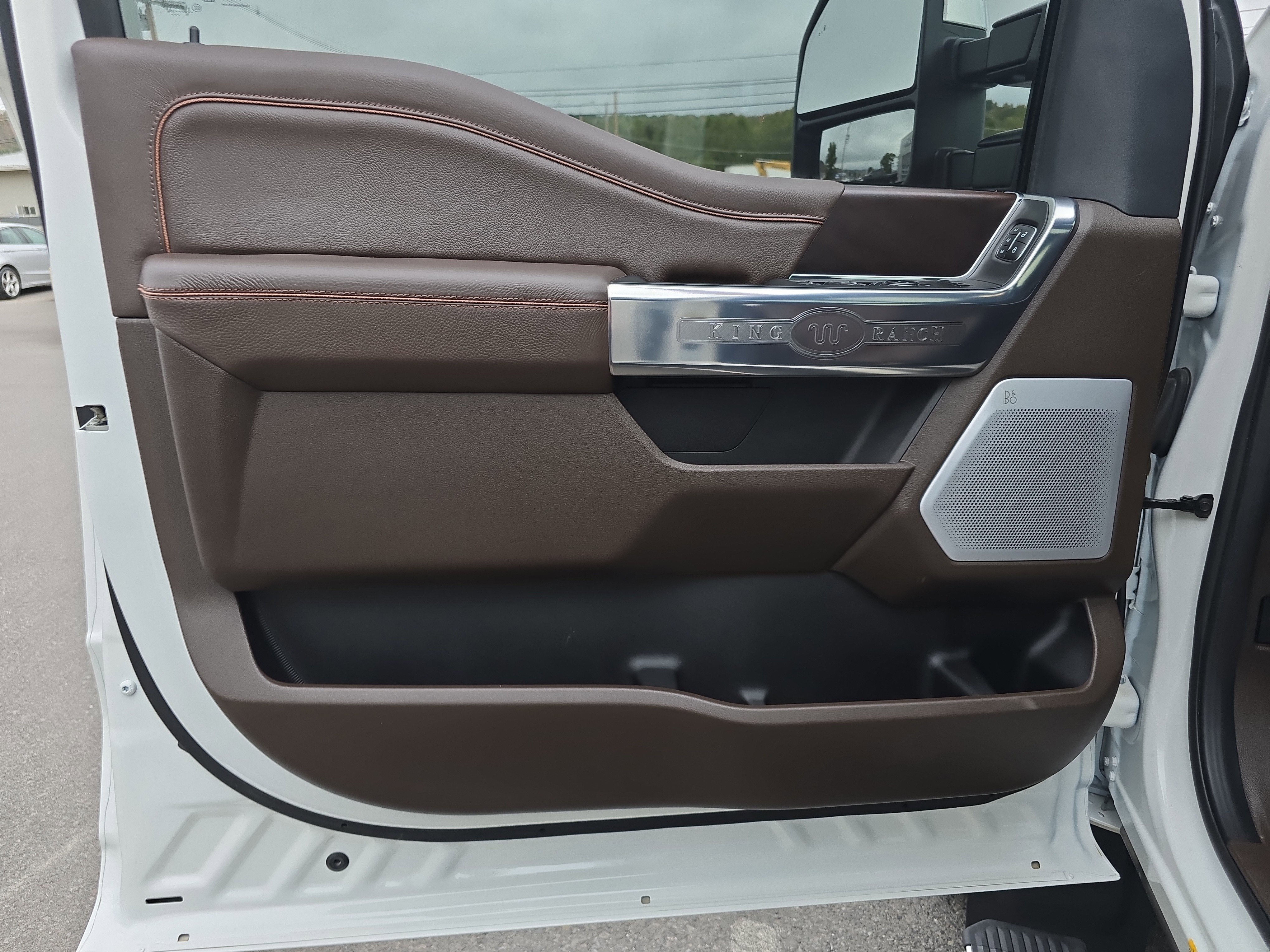 Used 2025 Ford F450 King Ranch w/ Chrome Package image 18