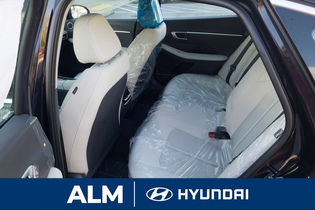 New 2025 Hyundai Sonata SEL FWD image 16